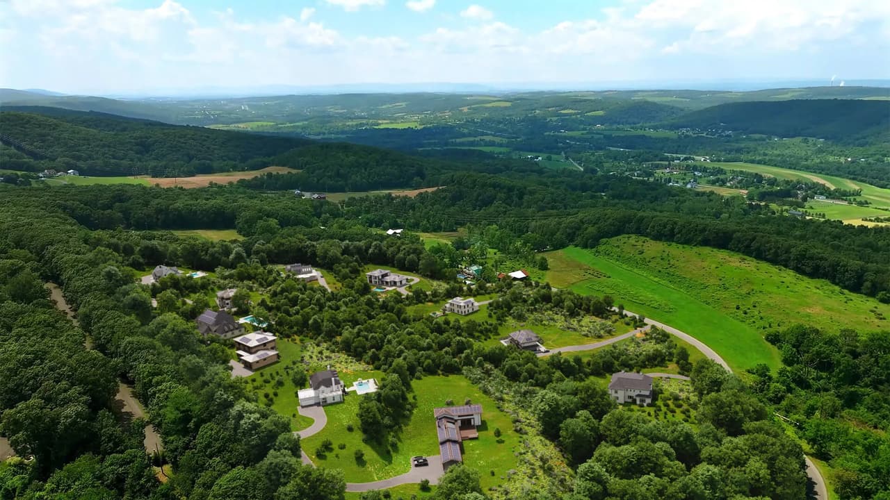 3D Visualization of a Home Community