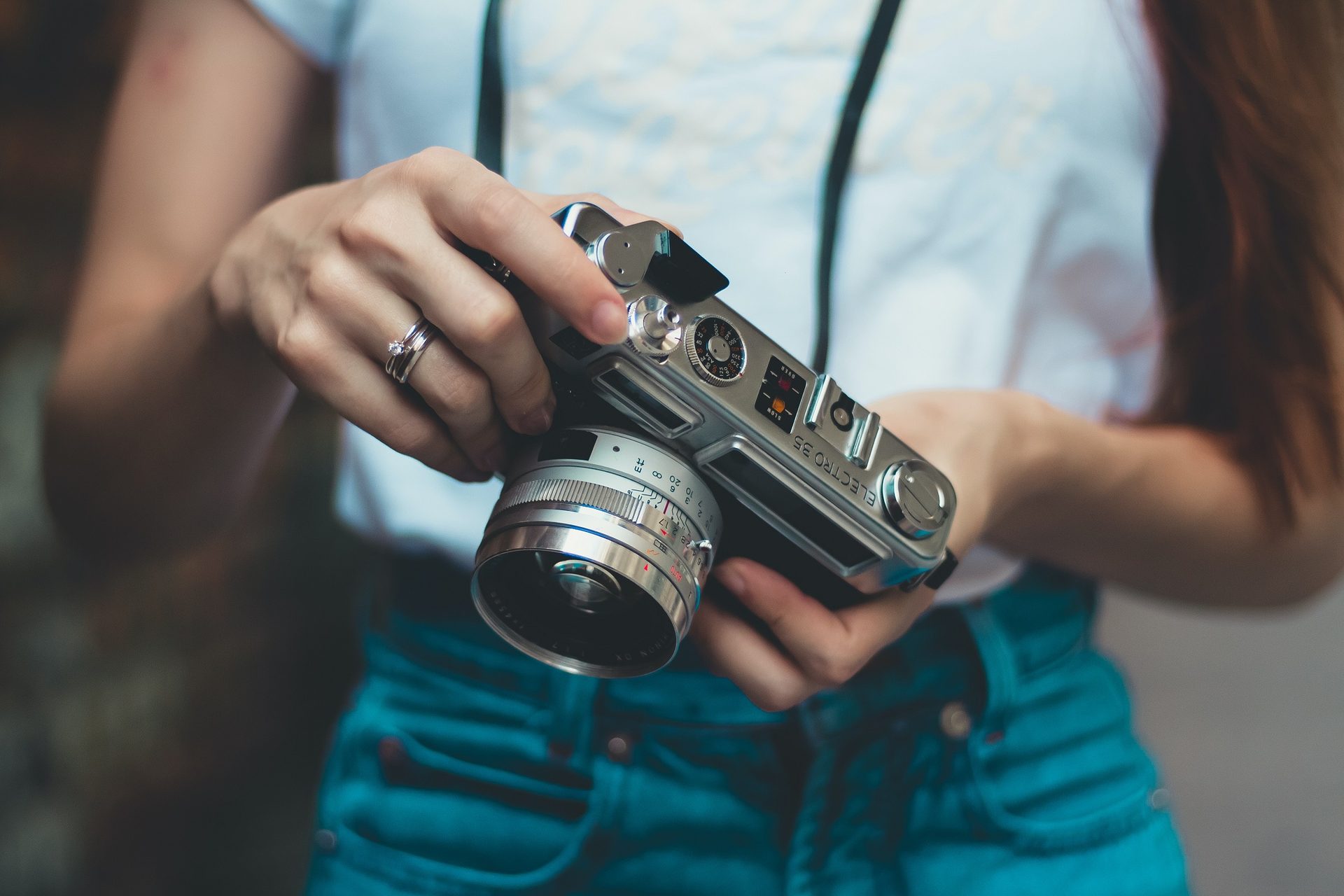 3D artist practicing photography for hyperrealistic visualizations