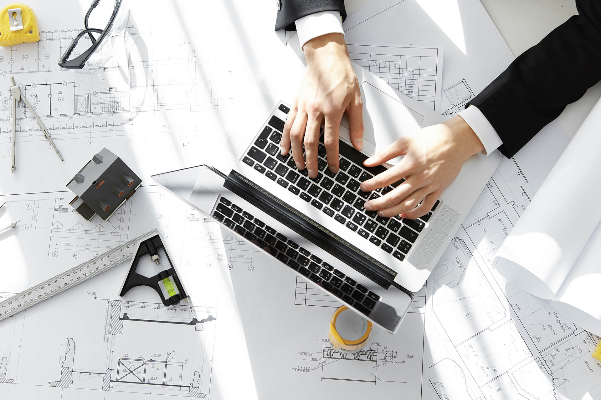 Architectural CGI workflow — CRM platform project tracking