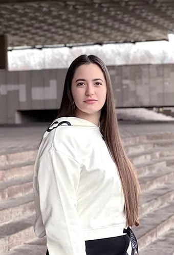Veronika Ukrainets, mentor and CGI artist at ArchiCGI