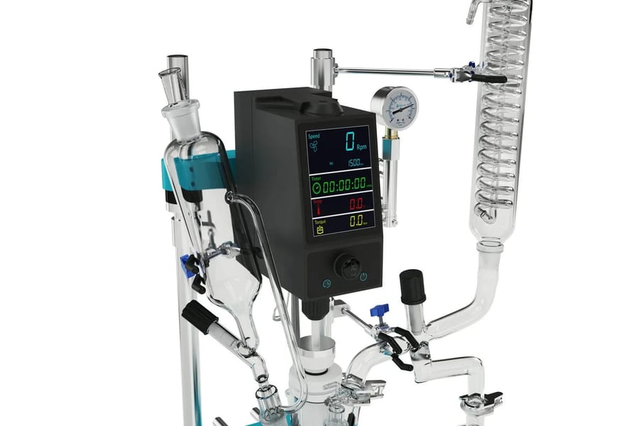 Industrial 3D product render of a benchtop reactor