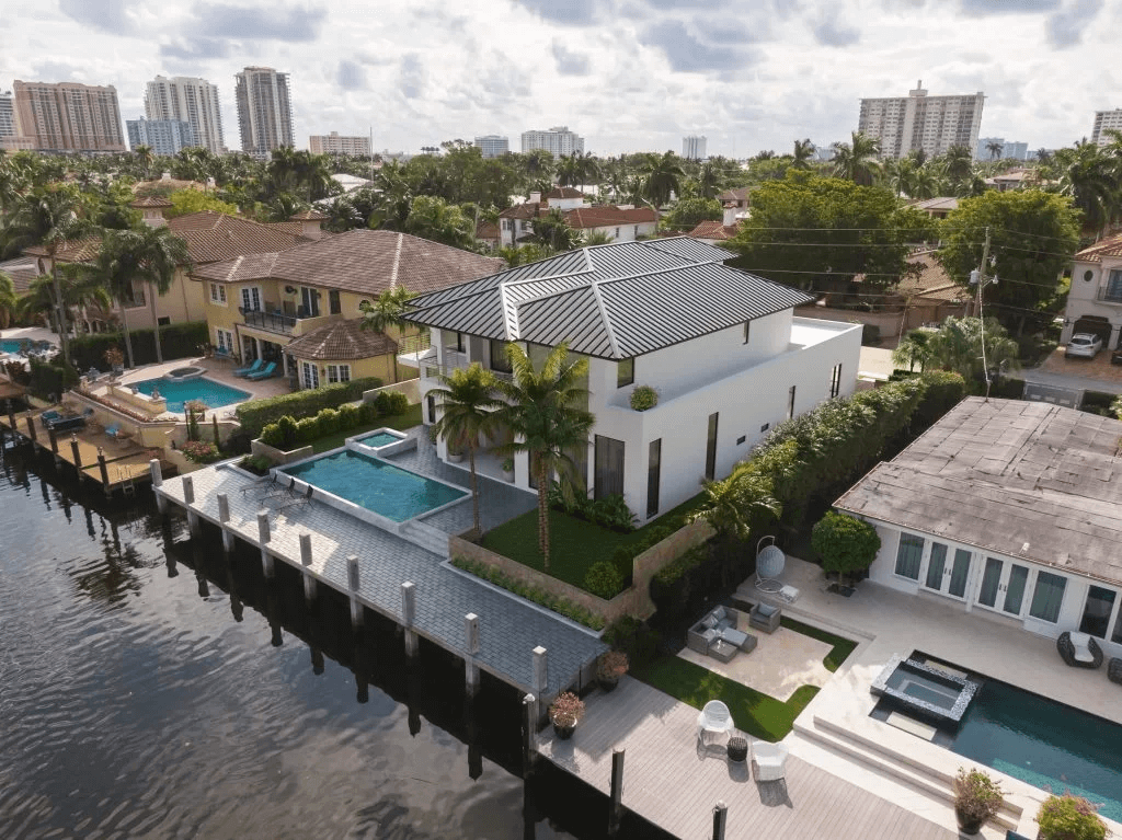 Real Estate 3D Rendering from Bird's Eye View